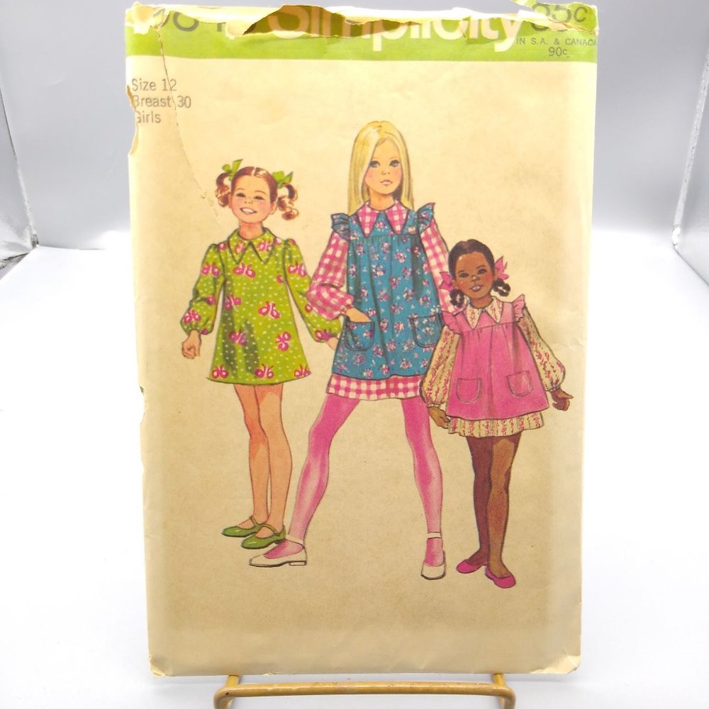 Vintage Sewing PATTERN Simplicity 9843, Childs and Girls 1971 Dress and Smock